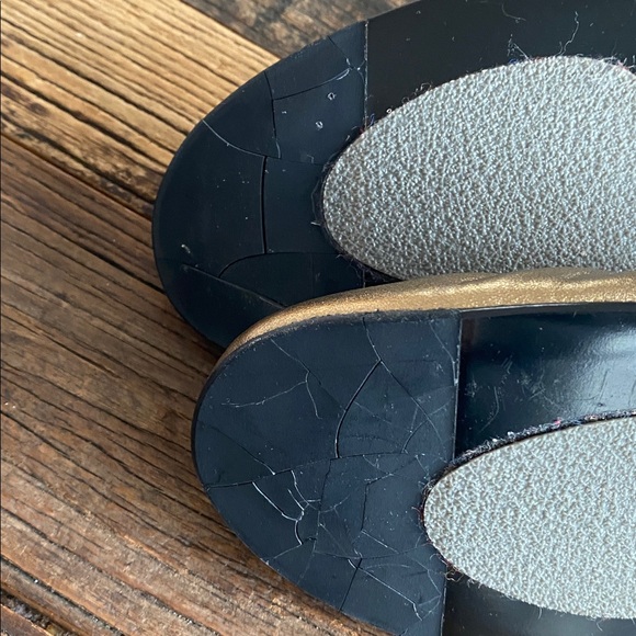 Lanvin Metallic Gold Leather Ballet Flats with Elastic Topline - Picture 4 of 4